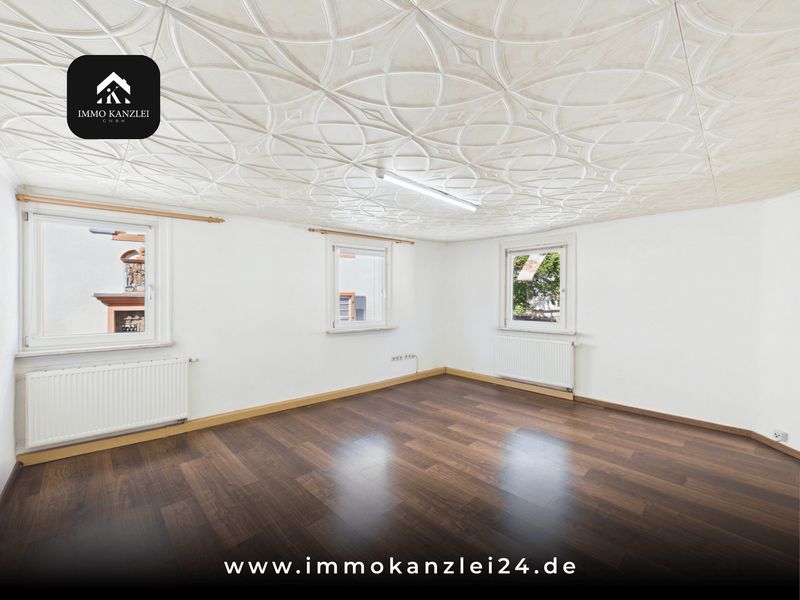 Historisches Fachwerkhaus in Oberkirch - Gewerbe sowie Maisonette mit Top-Rendite!